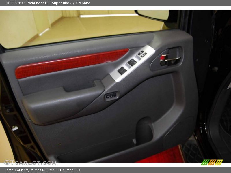 Super Black / Graphite 2010 Nissan Pathfinder LE