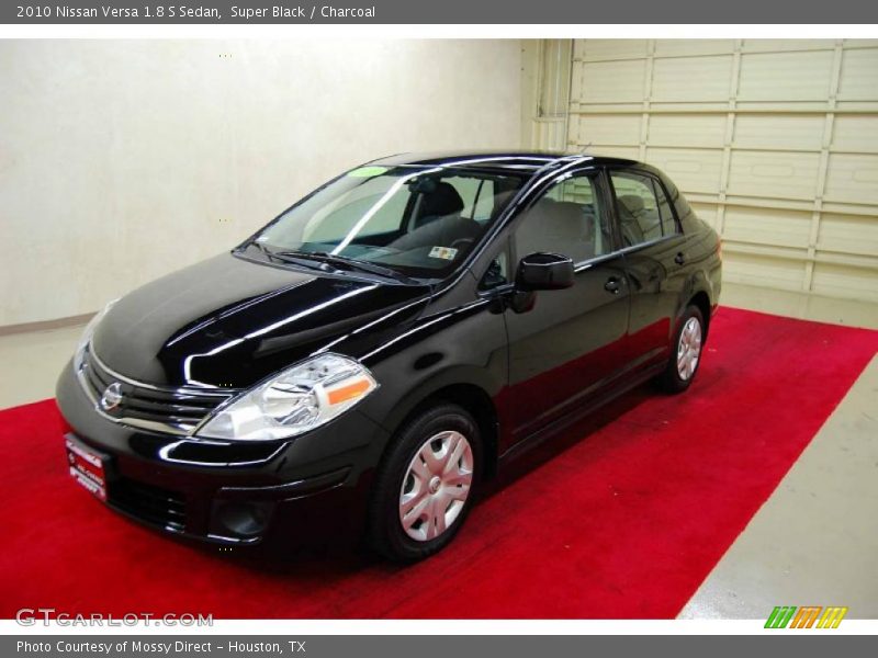 Super Black / Charcoal 2010 Nissan Versa 1.8 S Sedan