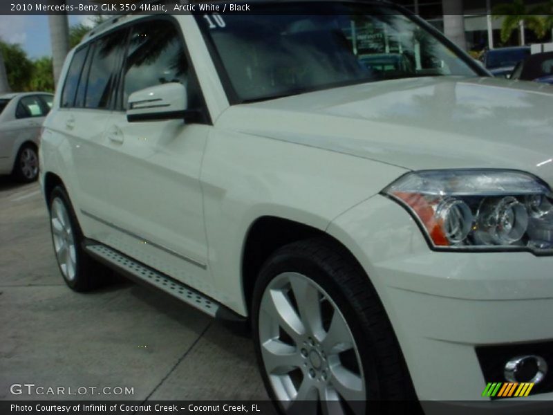 Arctic White / Black 2010 Mercedes-Benz GLK 350 4Matic