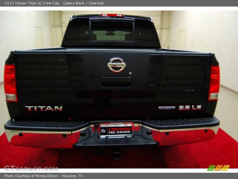 Galaxy Black / Charcoal 2010 Nissan Titan LE Crew Cab