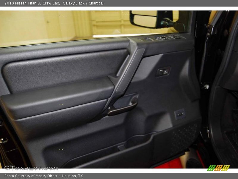 Galaxy Black / Charcoal 2010 Nissan Titan LE Crew Cab