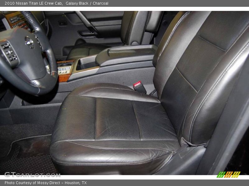 Galaxy Black / Charcoal 2010 Nissan Titan LE Crew Cab