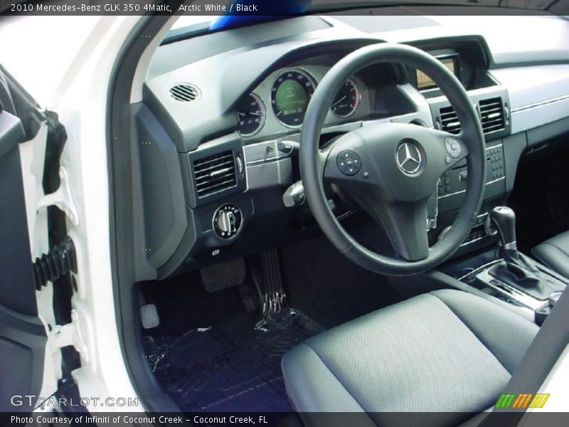 Arctic White / Black 2010 Mercedes-Benz GLK 350 4Matic