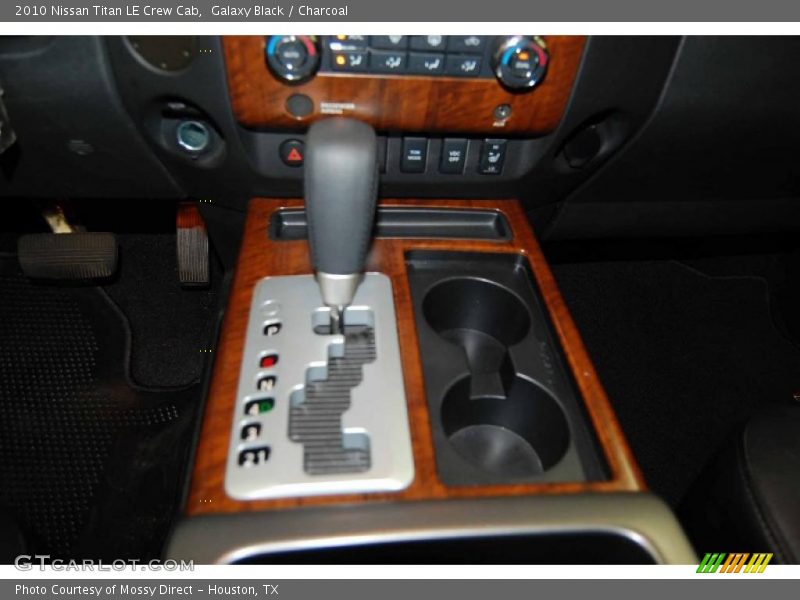 Galaxy Black / Charcoal 2010 Nissan Titan LE Crew Cab
