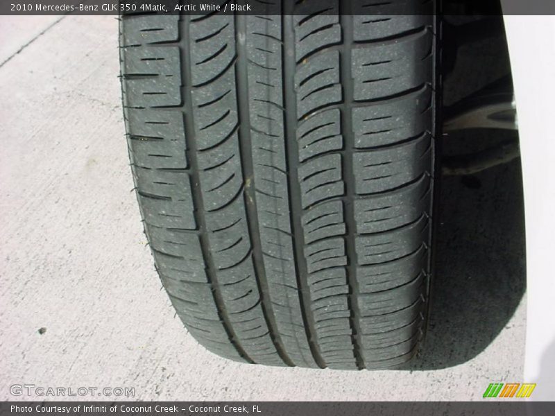 Arctic White / Black 2010 Mercedes-Benz GLK 350 4Matic