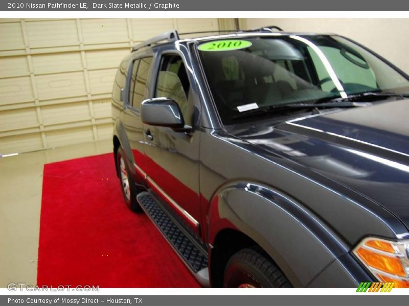 Dark Slate Metallic / Graphite 2010 Nissan Pathfinder LE
