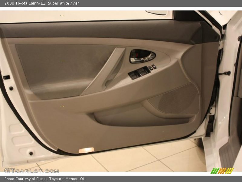 Super White / Ash 2008 Toyota Camry LE