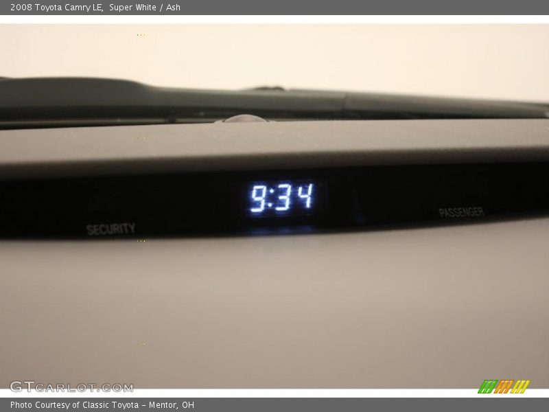 Super White / Ash 2008 Toyota Camry LE