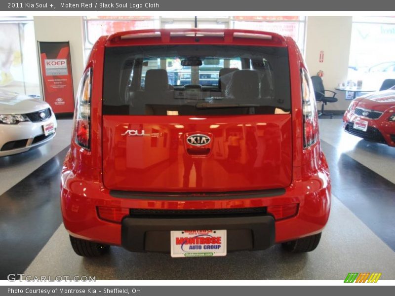 Molten Red / Black Soul Logo Cloth 2011 Kia Soul +