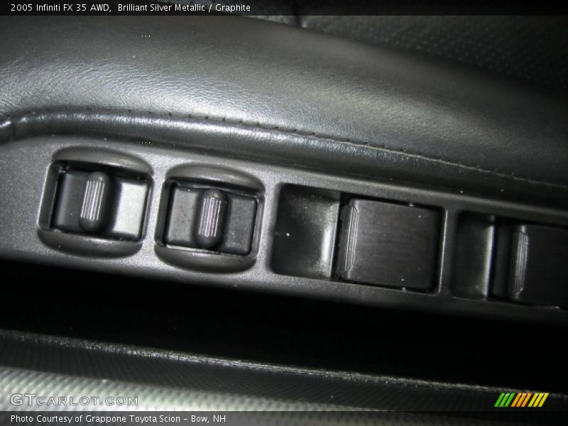 Brilliant Silver Metallic / Graphite 2005 Infiniti FX 35 AWD