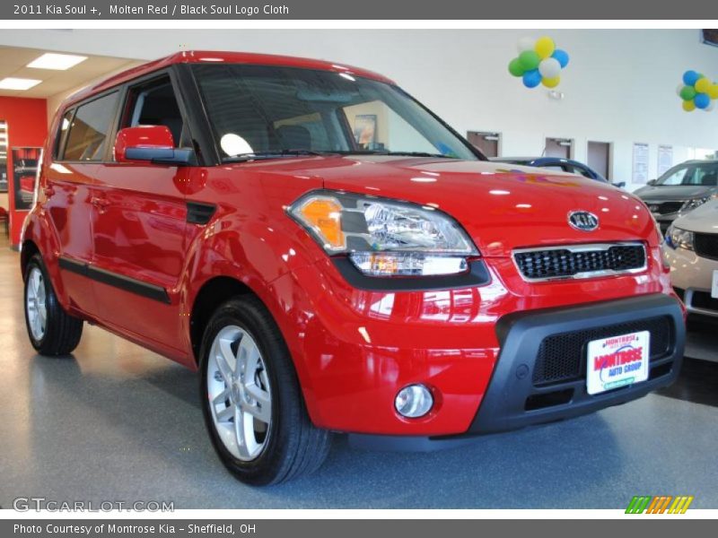 Molten Red / Black Soul Logo Cloth 2011 Kia Soul +