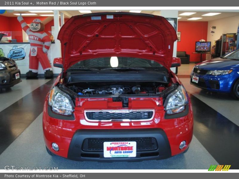 Molten Red / Black Soul Logo Cloth 2011 Kia Soul +