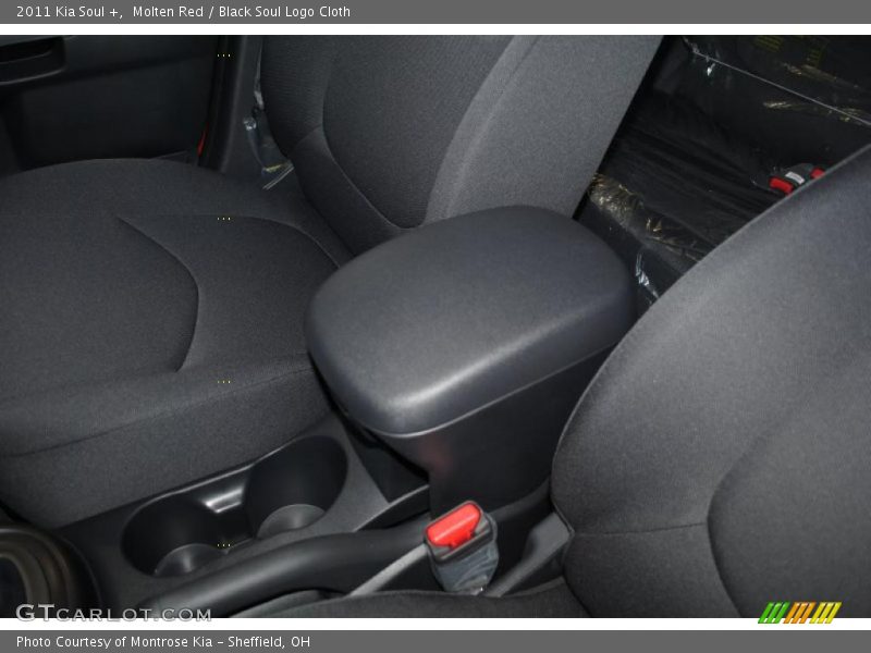 Molten Red / Black Soul Logo Cloth 2011 Kia Soul +