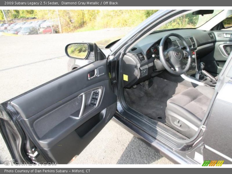 Diamond Gray Metallic / Off Black 2009 Subaru Legacy 2.5i Sedan