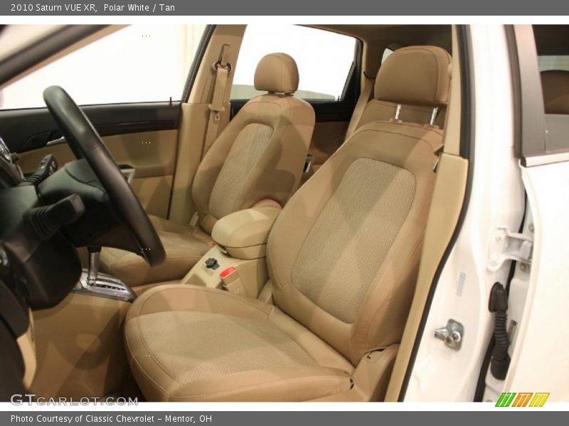  2010 VUE XR Tan Interior