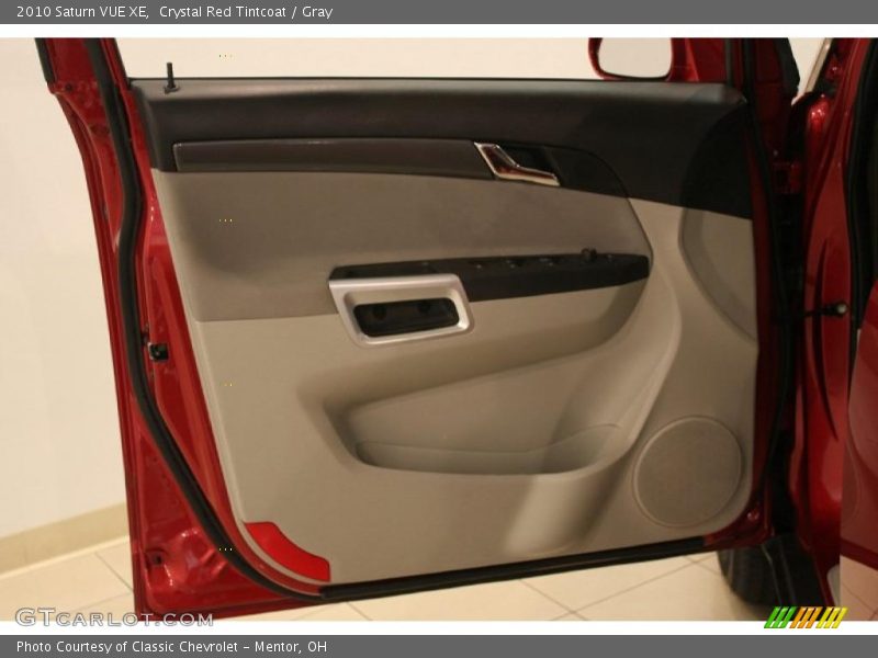 Crystal Red Tintcoat / Gray 2010 Saturn VUE XE