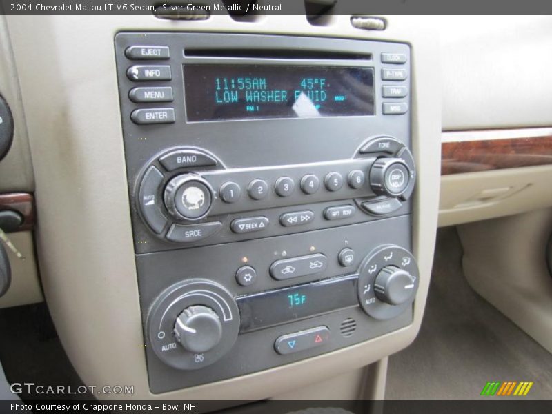 Controls of 2004 Malibu LT V6 Sedan