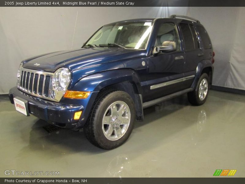 Midnight Blue Pearl / Medium Slate Gray 2005 Jeep Liberty Limited 4x4