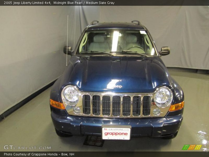 Midnight Blue Pearl / Medium Slate Gray 2005 Jeep Liberty Limited 4x4