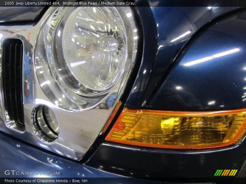Midnight Blue Pearl / Medium Slate Gray 2005 Jeep Liberty Limited 4x4