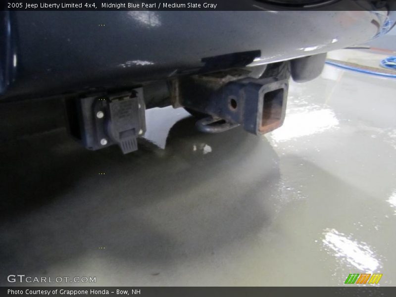 Midnight Blue Pearl / Medium Slate Gray 2005 Jeep Liberty Limited 4x4