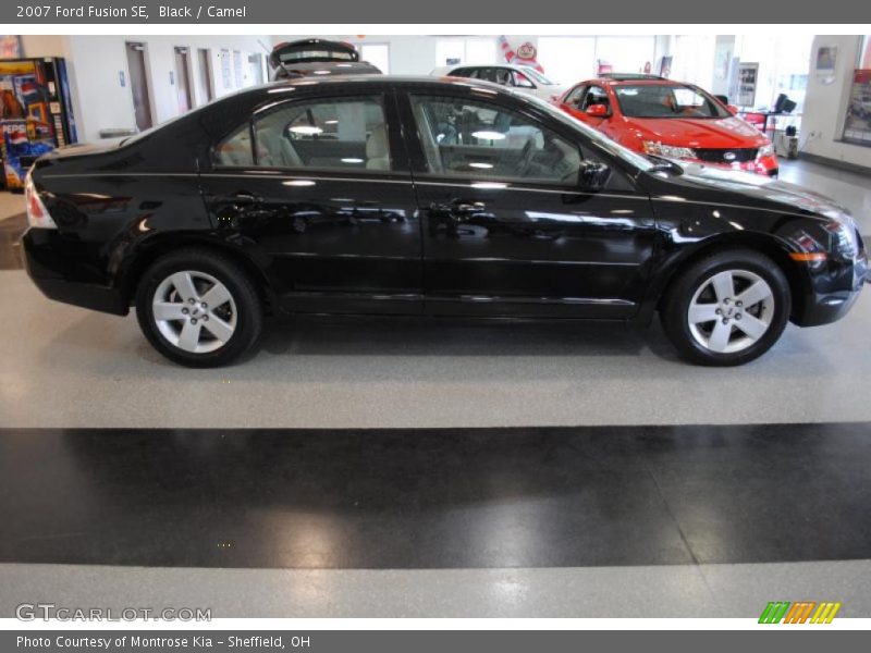 Black / Camel 2007 Ford Fusion SE