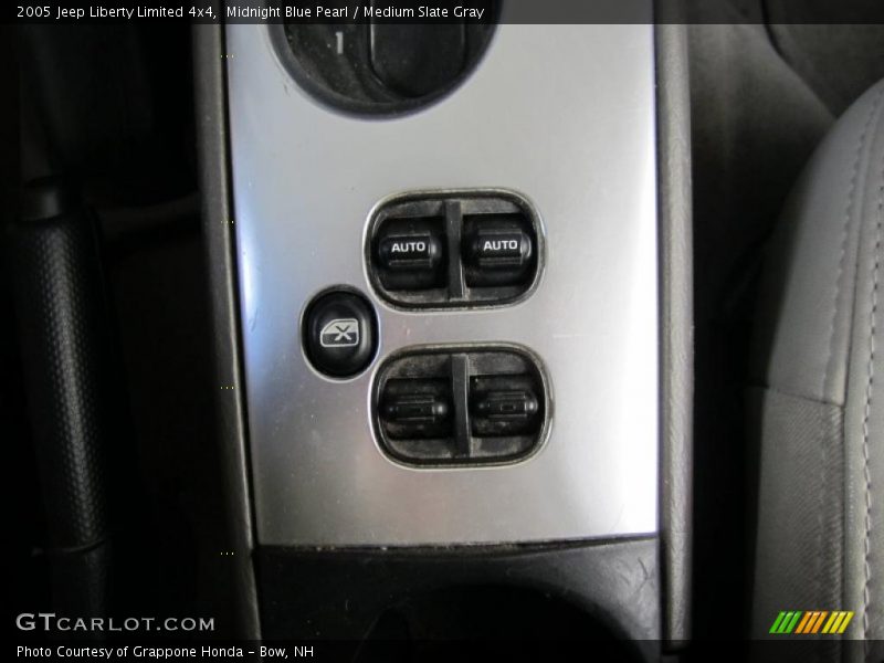 Midnight Blue Pearl / Medium Slate Gray 2005 Jeep Liberty Limited 4x4