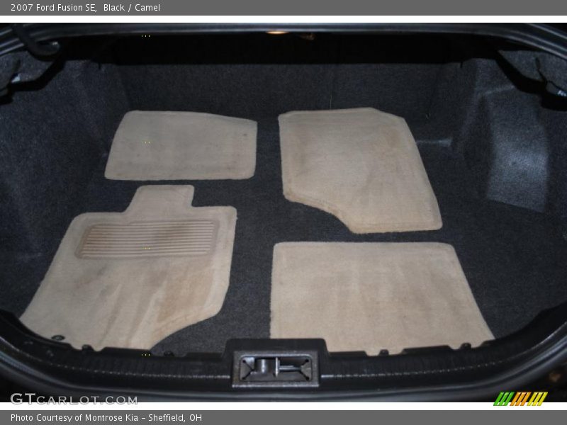 Black / Camel 2007 Ford Fusion SE