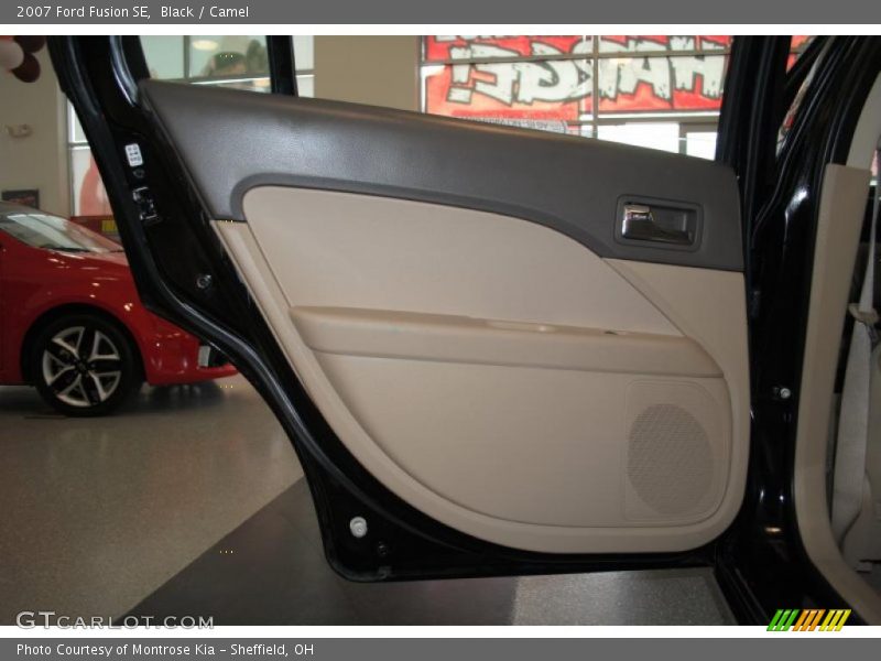 Black / Camel 2007 Ford Fusion SE