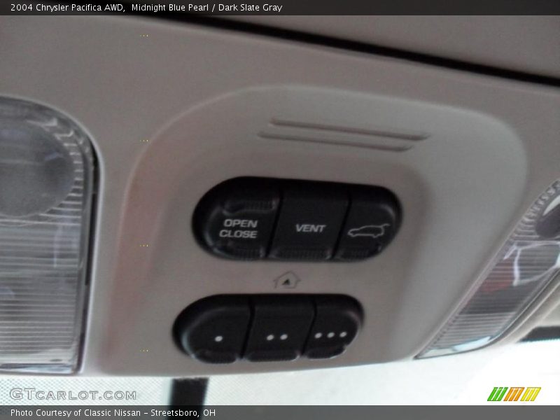 Midnight Blue Pearl / Dark Slate Gray 2004 Chrysler Pacifica AWD