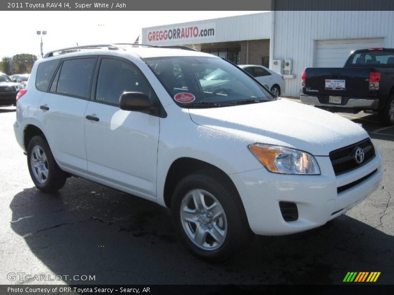 Super White / Ash 2011 Toyota RAV4 I4