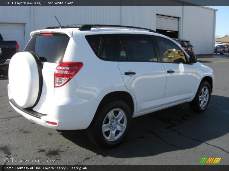 Super White / Ash 2011 Toyota RAV4 I4