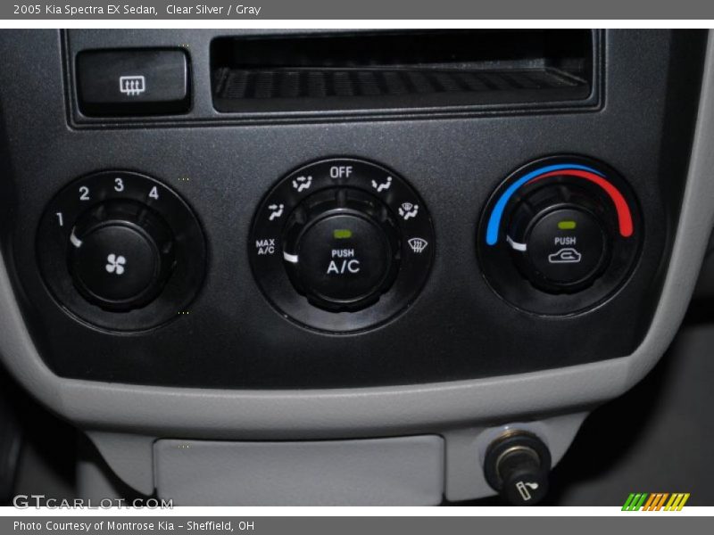 Clear Silver / Gray 2005 Kia Spectra EX Sedan