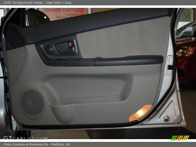 Clear Silver / Gray 2005 Kia Spectra EX Sedan