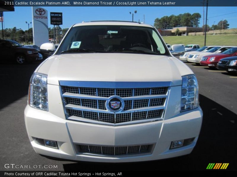 White Diamond Tricoat / Cocoa/Light Linen Tehama Leather 2011 Cadillac Escalade Platinum AWD