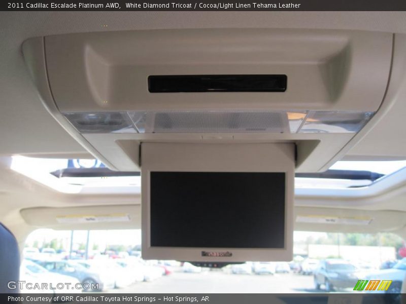 White Diamond Tricoat / Cocoa/Light Linen Tehama Leather 2011 Cadillac Escalade Platinum AWD