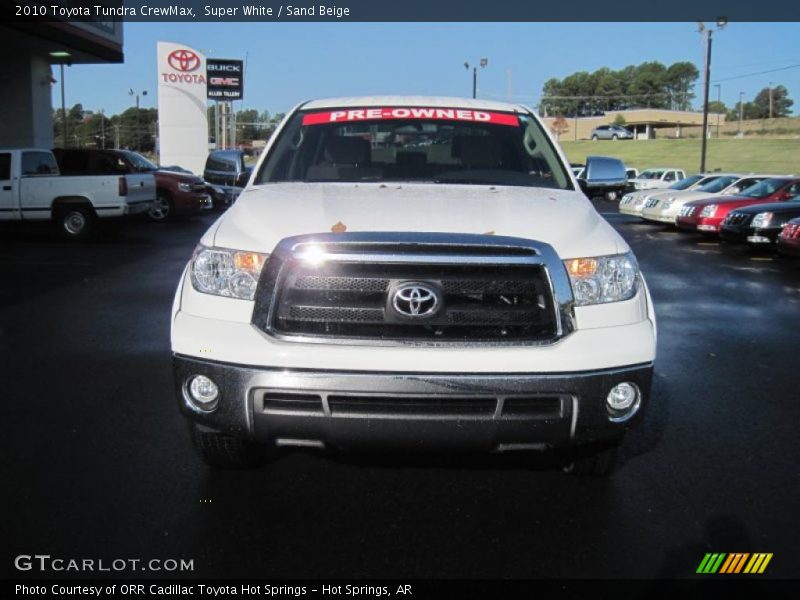 Super White / Sand Beige 2010 Toyota Tundra CrewMax