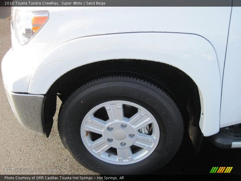 Super White / Sand Beige 2010 Toyota Tundra CrewMax