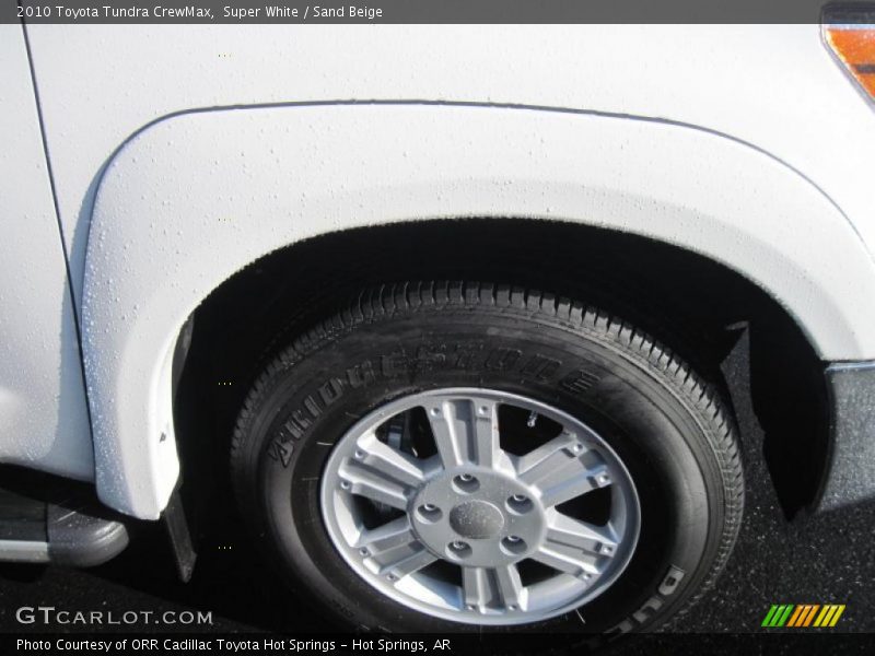 Super White / Sand Beige 2010 Toyota Tundra CrewMax