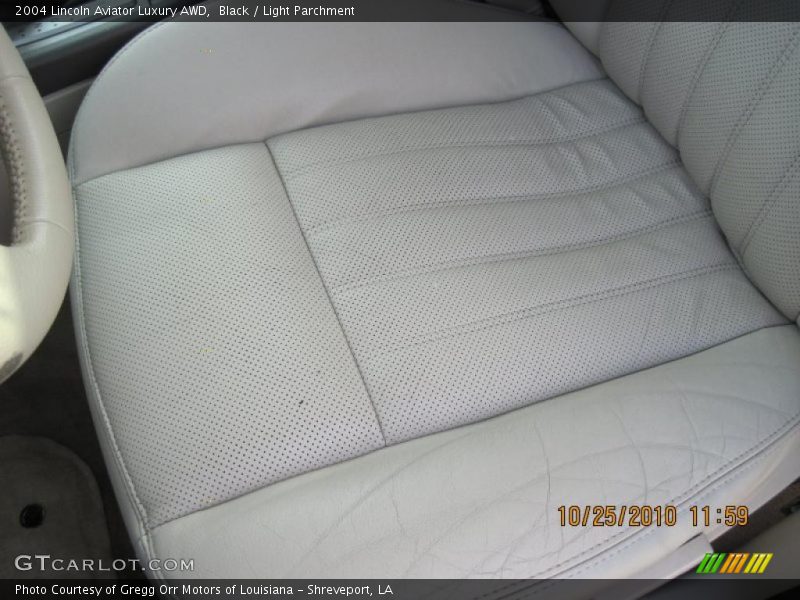 Black / Light Parchment 2004 Lincoln Aviator Luxury AWD