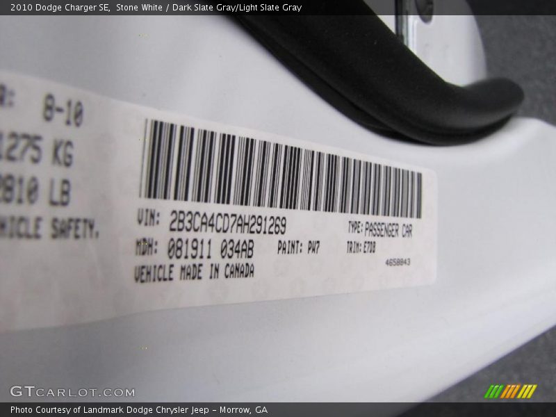 Stone White / Dark Slate Gray/Light Slate Gray 2010 Dodge Charger SE