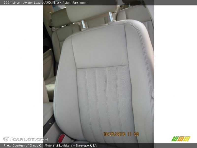 Black / Light Parchment 2004 Lincoln Aviator Luxury AWD