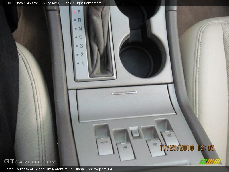 Black / Light Parchment 2004 Lincoln Aviator Luxury AWD