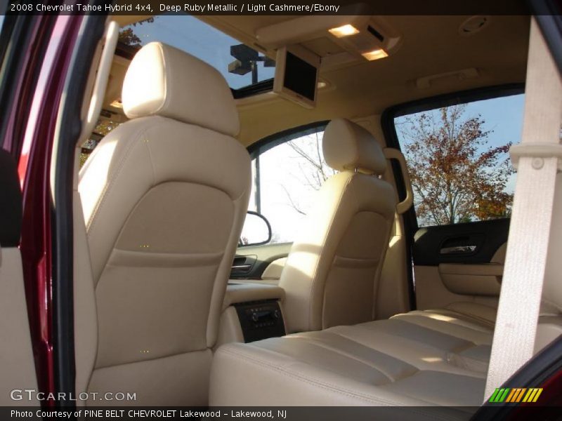  2008 Tahoe Hybrid 4x4 Light Cashmere/Ebony Interior