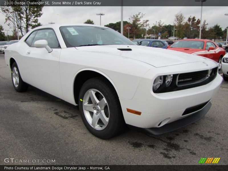 Stone White / Dark Slate Gray 2010 Dodge Challenger SE