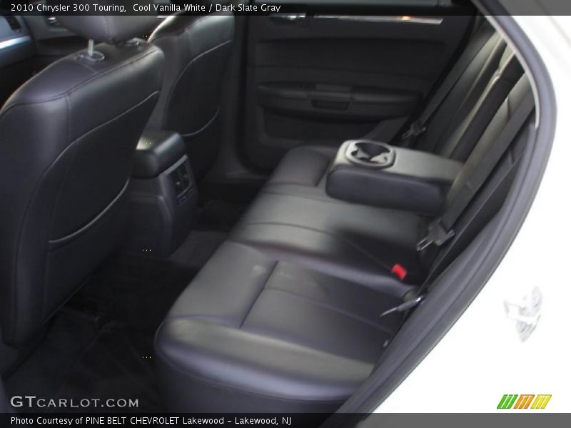Cool Vanilla White / Dark Slate Gray 2010 Chrysler 300 Touring