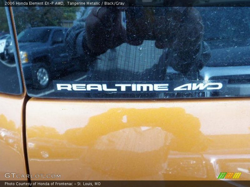 Tangerine Metallic / Black/Gray 2006 Honda Element EX-P AWD