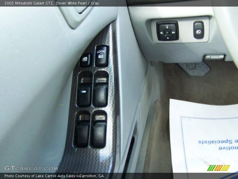 Dover White Pearl / Gray 2002 Mitsubishi Galant GTZ