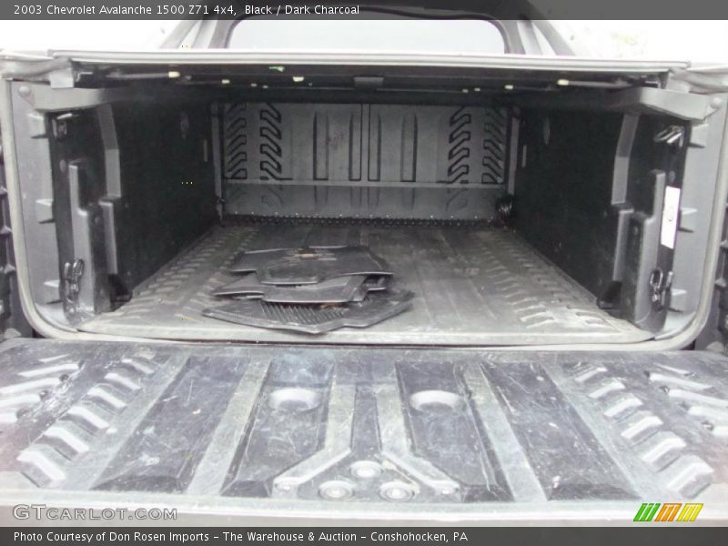 Black / Dark Charcoal 2003 Chevrolet Avalanche 1500 Z71 4x4
