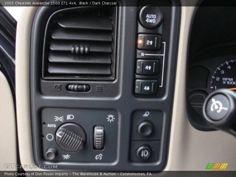 Black / Dark Charcoal 2003 Chevrolet Avalanche 1500 Z71 4x4